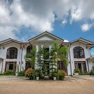 Guest house The Richmond House
